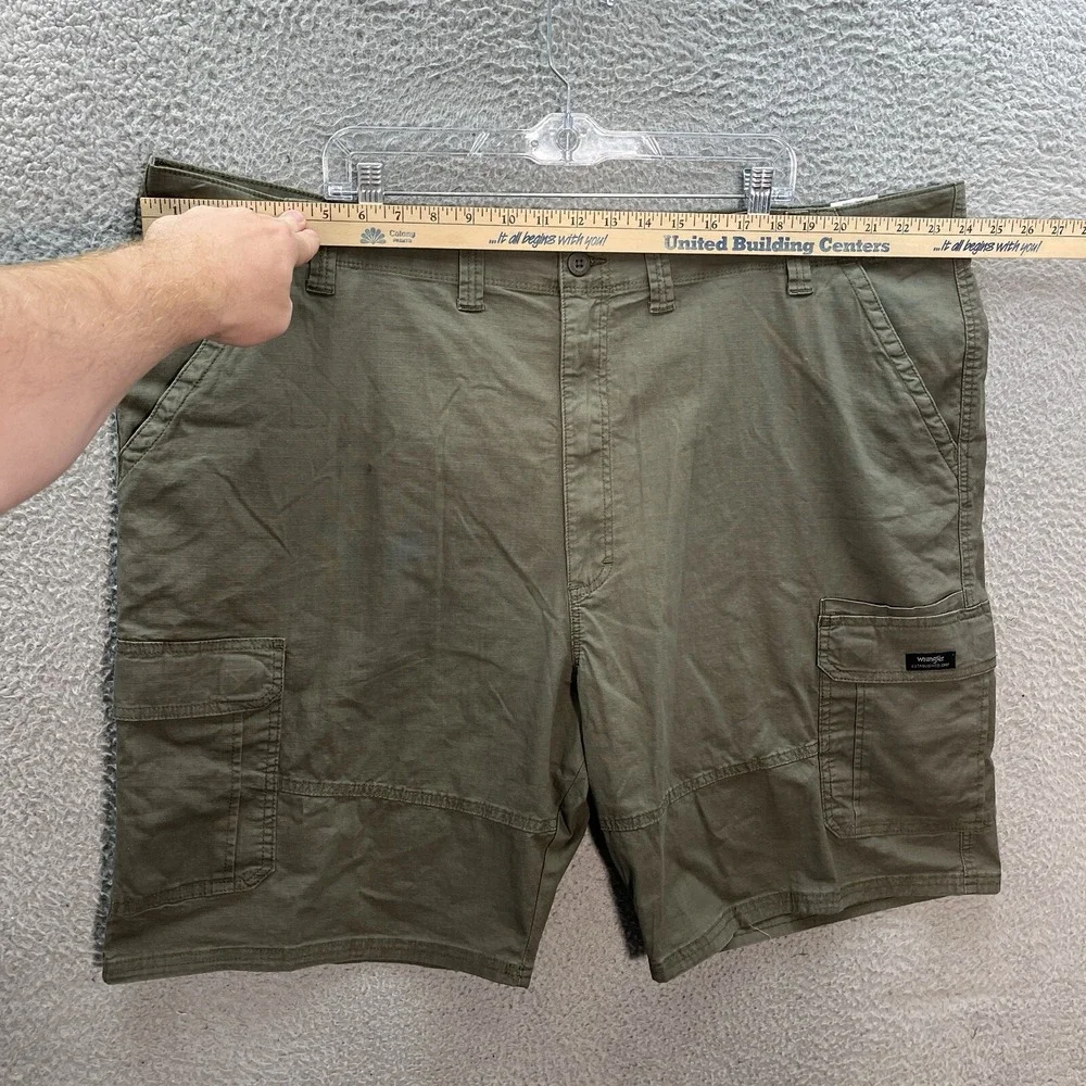 Wrangler‎ Shorts Mens 48 Green Ripstop Relaxed Cargo Workwear Grunge Outdoors *